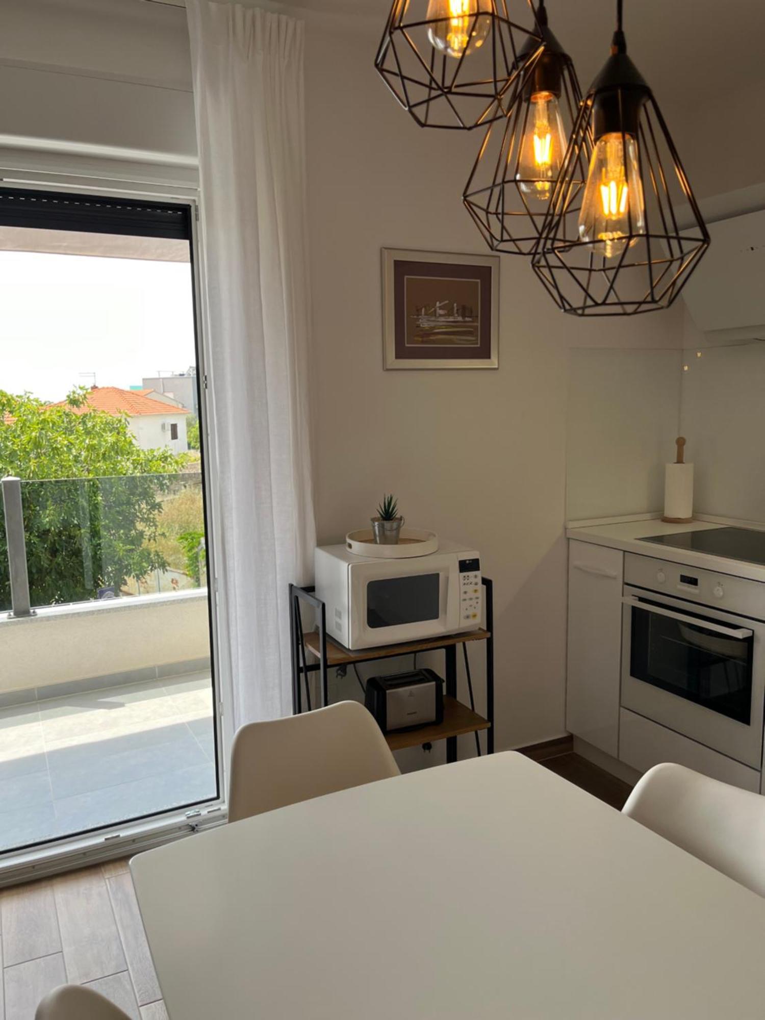 Luxury Apartment Ledo โรกอซนิซา ภายนอก รูปภาพ
