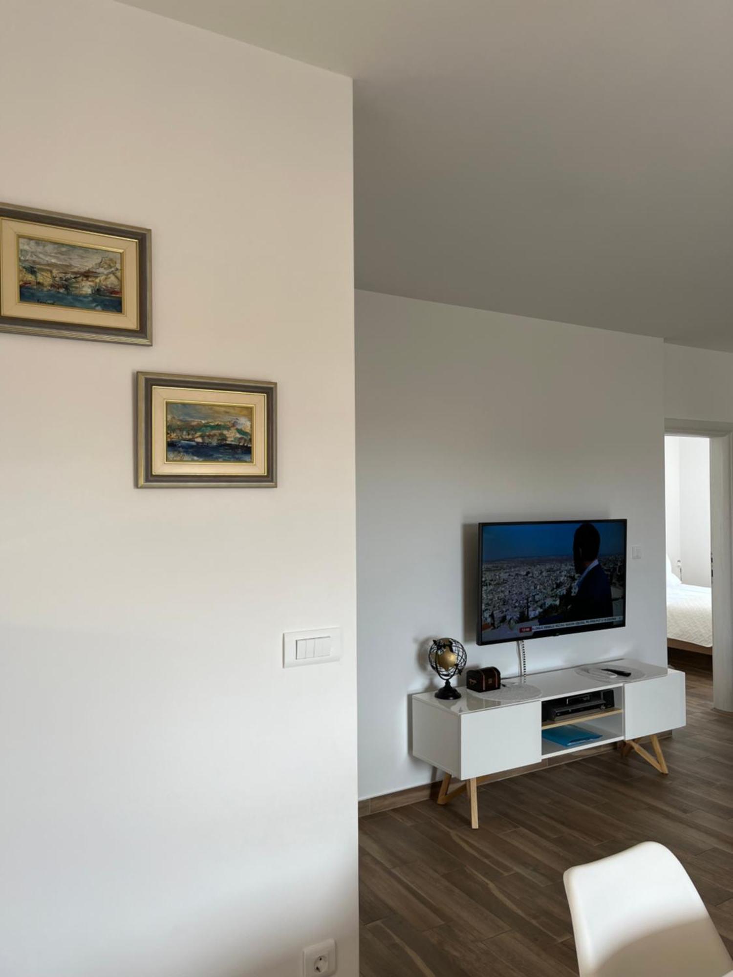 Luxury Apartment Ledo โรกอซนิซา ภายนอก รูปภาพ