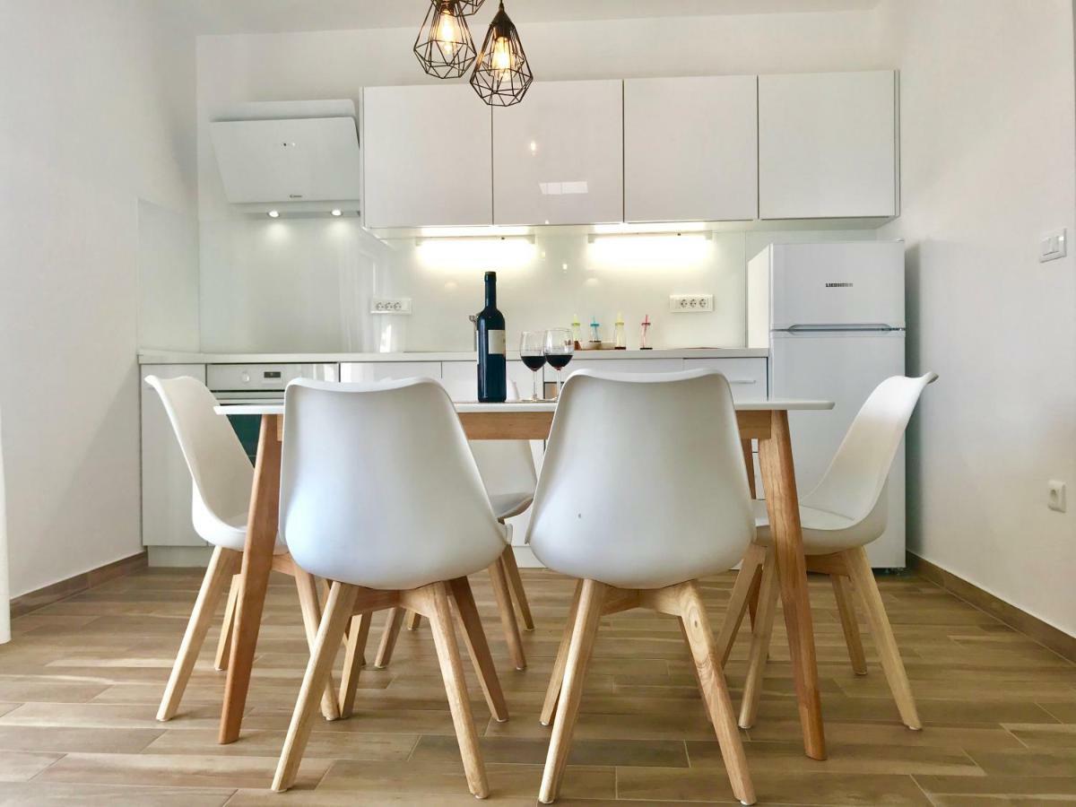 Luxury Apartment Ledo โรกอซนิซา ภายนอก รูปภาพ